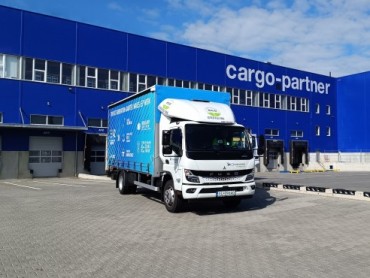 cargo-partner ubrzava svoje napore ka održivosti životne sredine testiranjem električnih kamiona za isporuke “od vrata do vrata”.